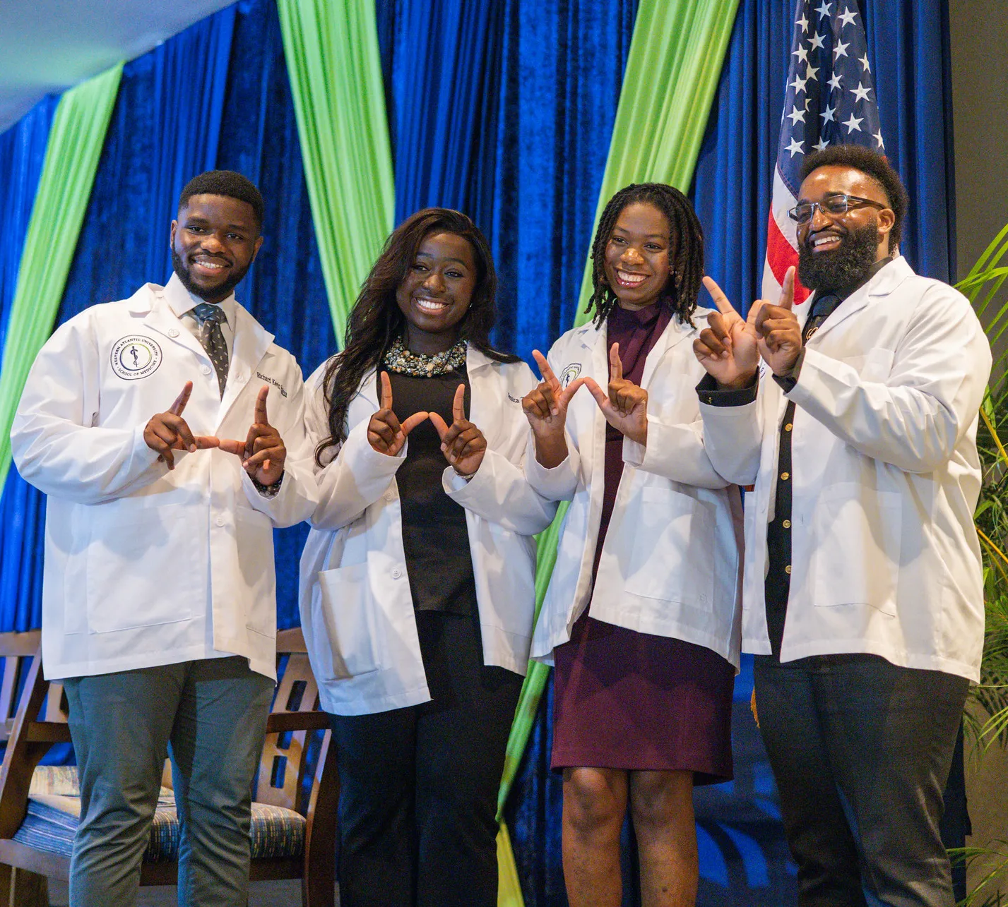 Medical students in a simulation